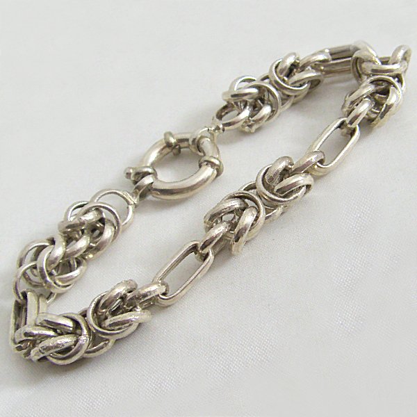 (b1146)Silver bracelet Peru point and bar.